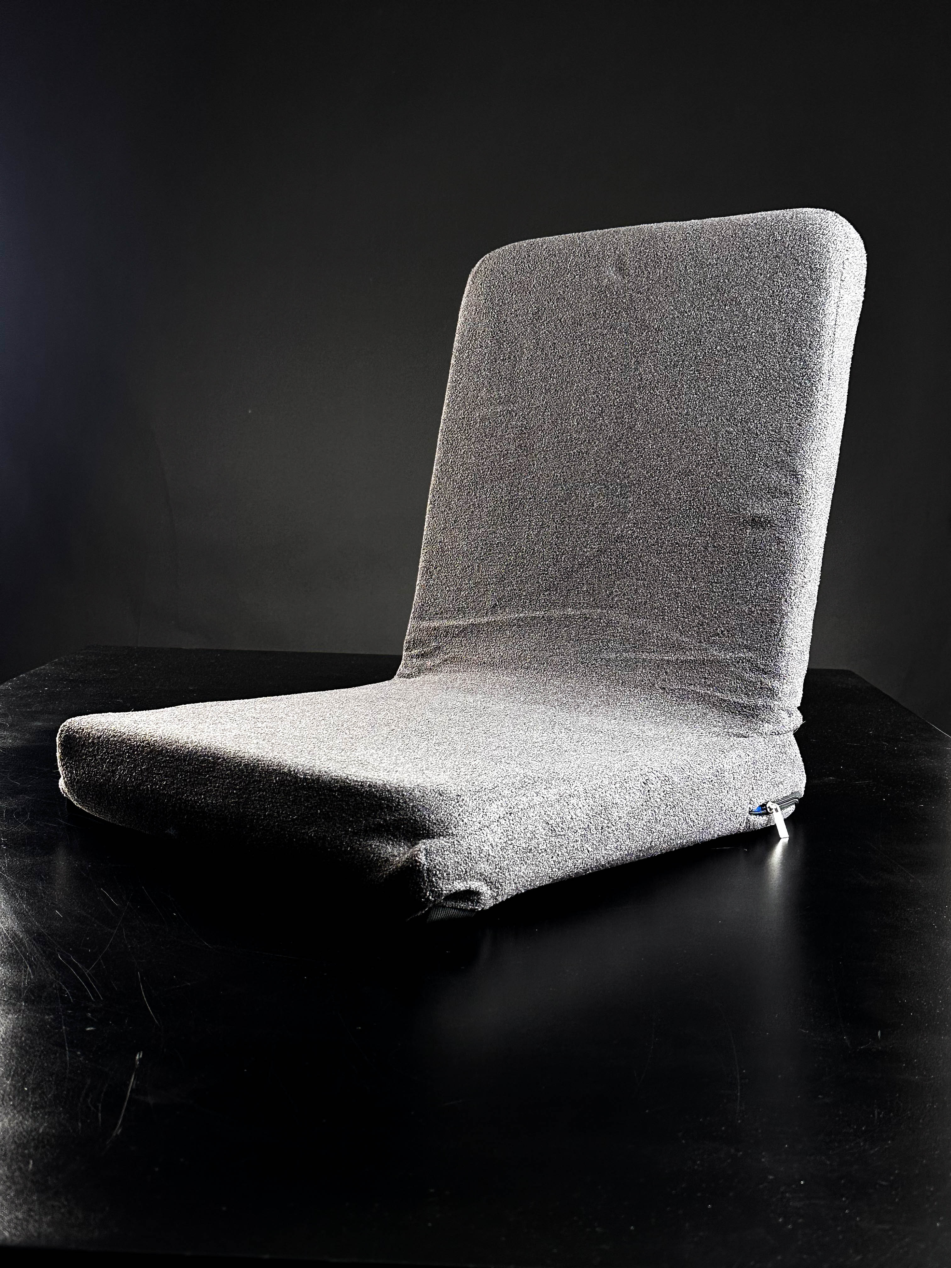 كرسي أرضي مريح للمساجد — قابل للطي وخفيف للحمل